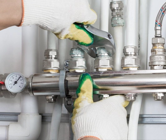 CoolBreezeService_Homepage_Services01_refrigeration_repair_heating_system